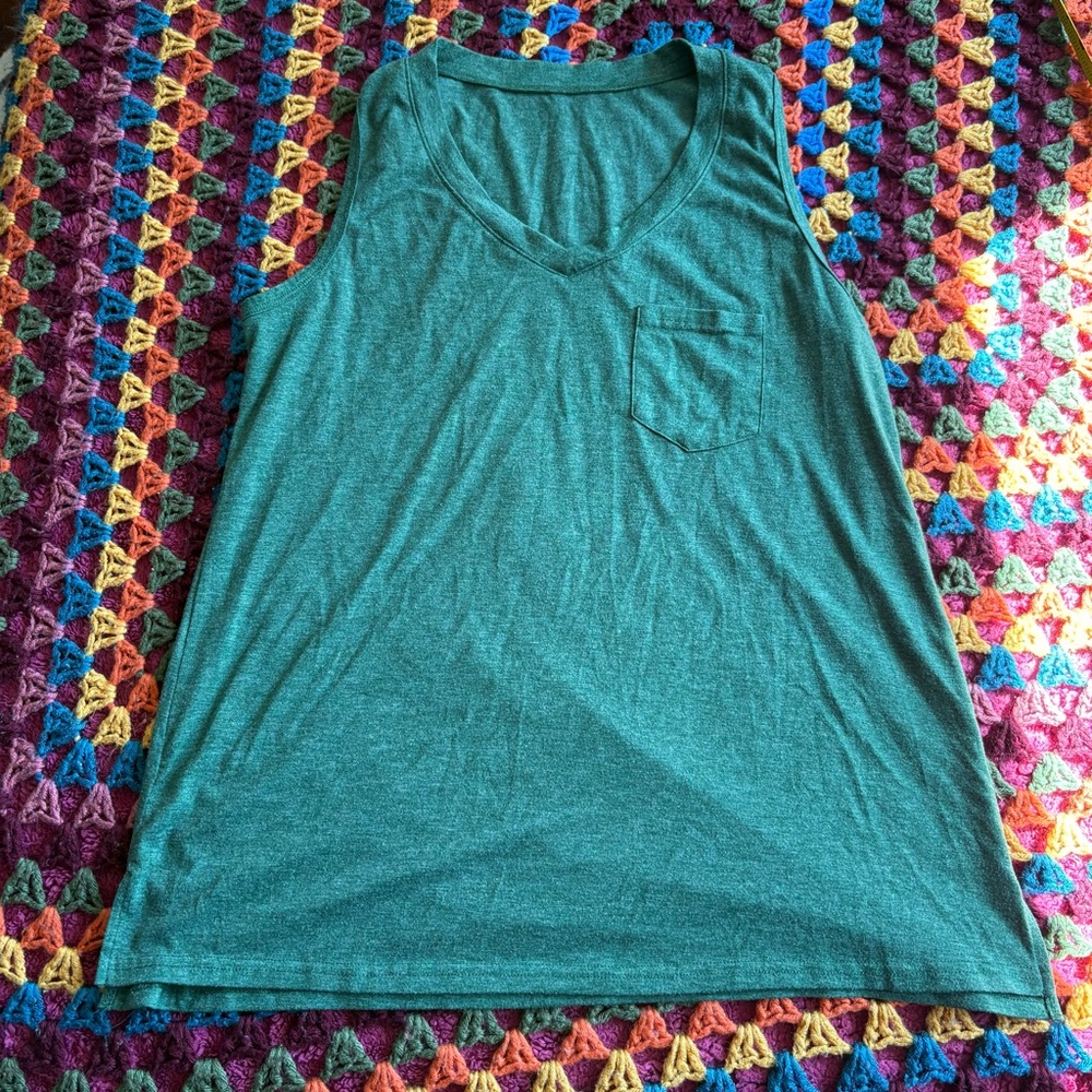No Brand Green Medium Vneck Tank Top